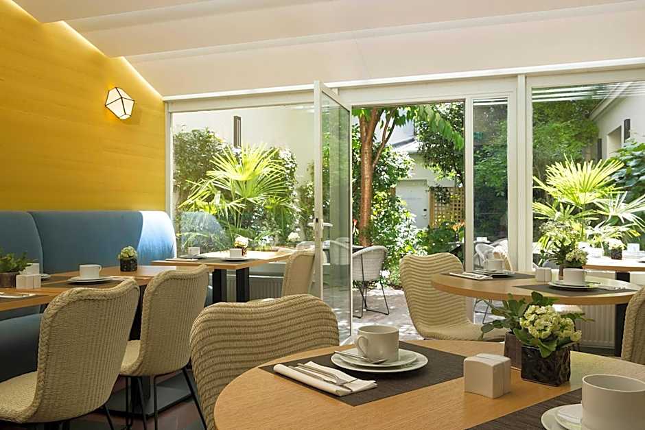 A La Villa des Artistes