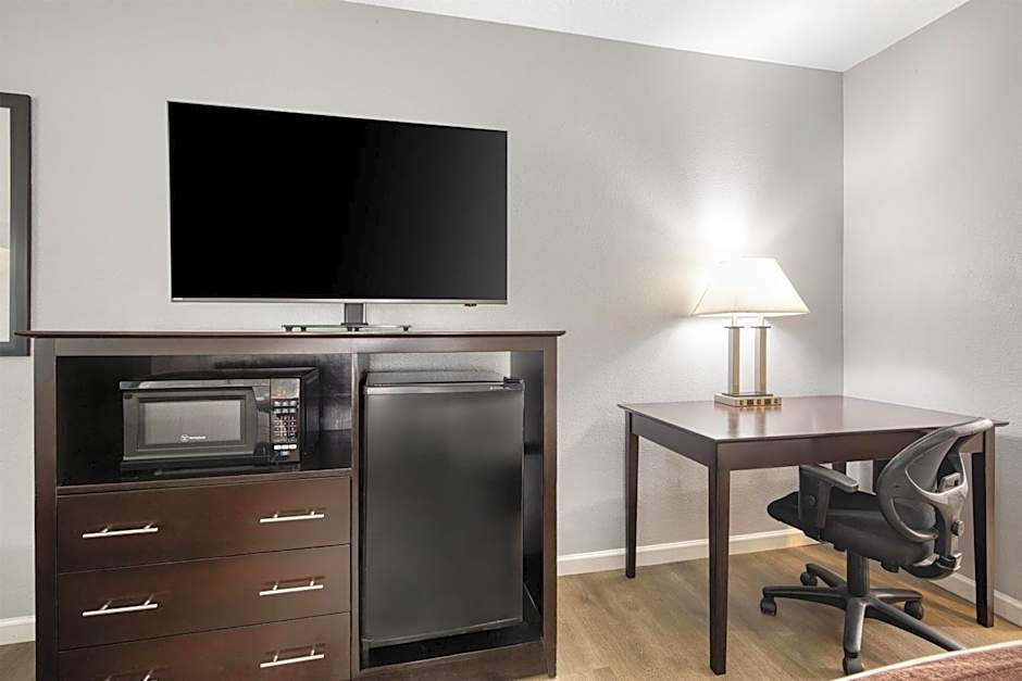 Best Western Lake Conroe Inn