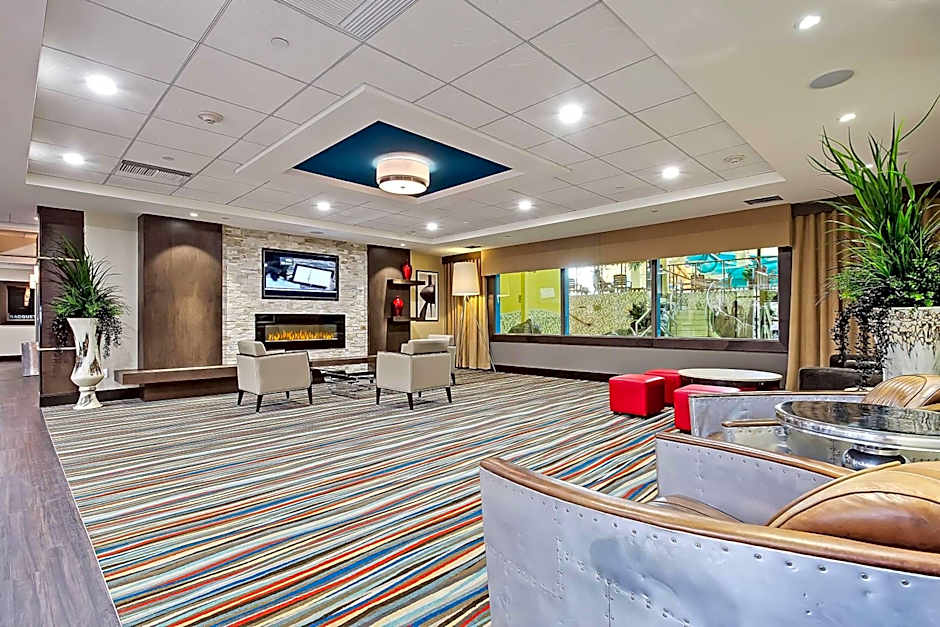 Best Western Plus Port O'Call Hotel