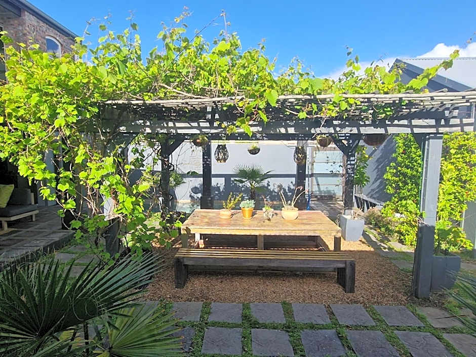 CLEMENT ONE, a villa for family & friends