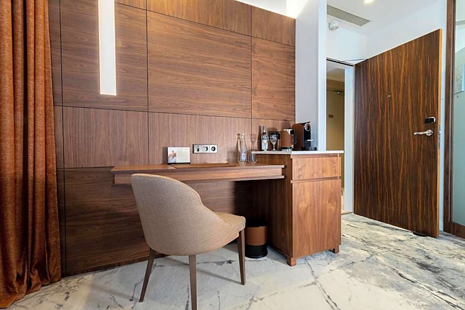 InterContinental Paris Champs Elysees EtoileBy IHG