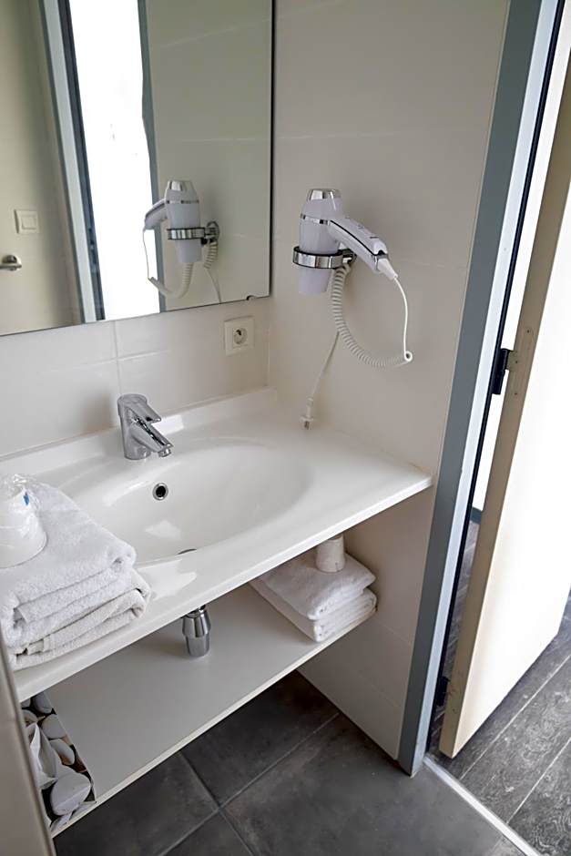 Brit Hotel Confort Saint-Lô