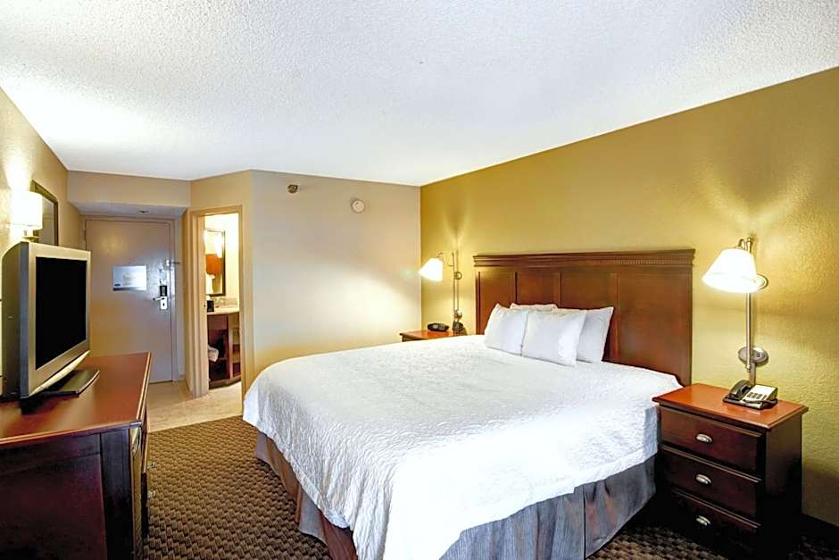 Hampton Inn By Hilton College Station