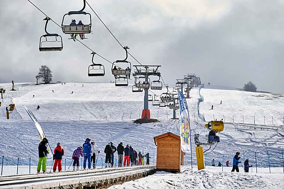 Hotel Dolomiti - Azzurro Club