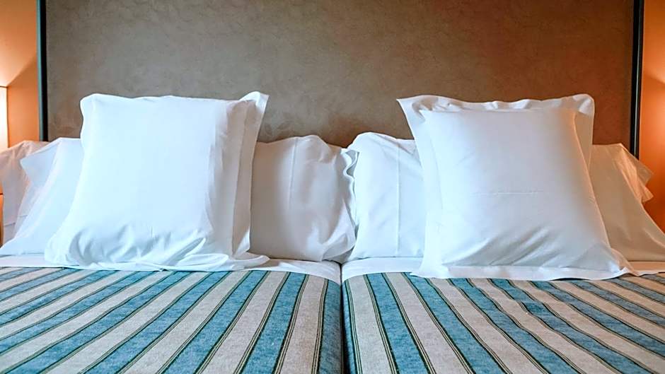 Apartamentos Vértice Sevilla Aljarafe