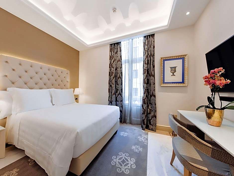 Aleph Rome Hotel, Curio Collection By Hilton