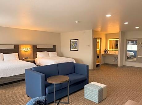 Queen Suite