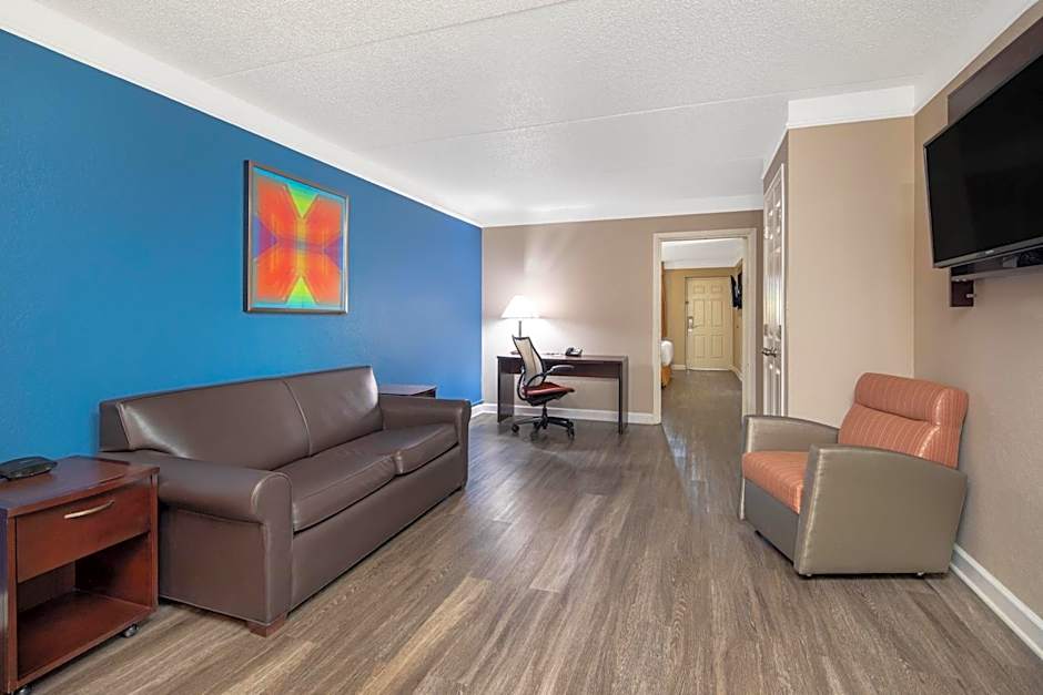 Budget Inn & Suite Atlanta Marietta Stadium