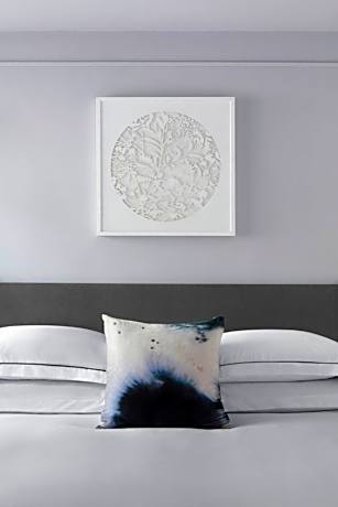 One-Bedroom Suite with Terrace - Atrium View