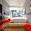 citizenM Paris La Défense