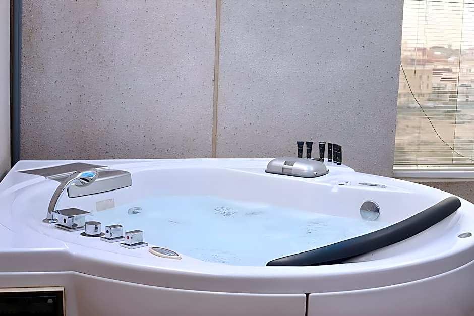 Platinum Park Serviced Apartments