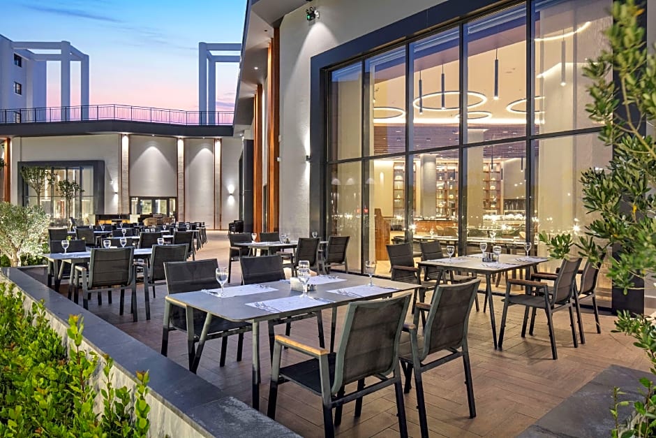 DoubleTree by Hilton Canakkale