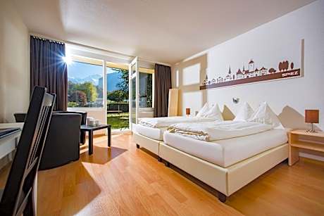 Comfort Twin Room with Jungfrau View