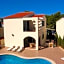 Cala Galdana Villas