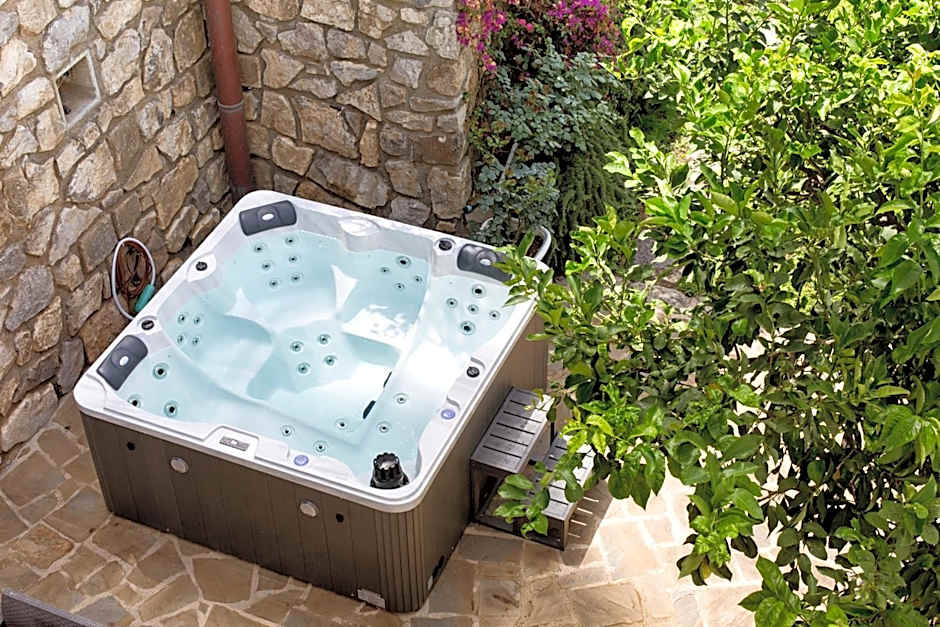 Eterea Charming Suites