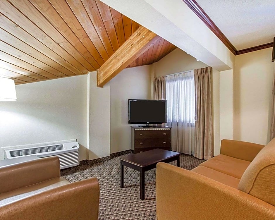 Quality Inn Macomb Near University Area