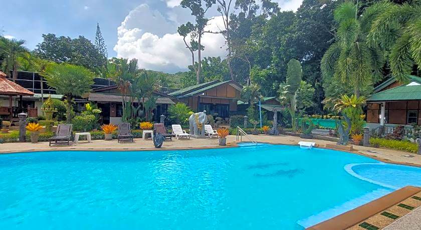 Jungle Village Bungalows 