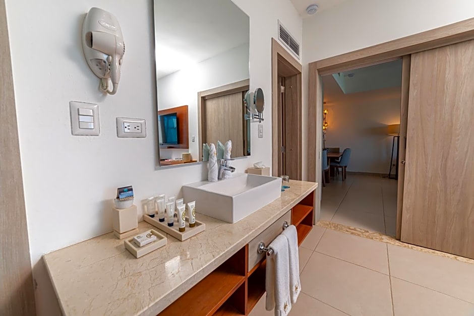 Presidential Suites Cabarete - Room Only