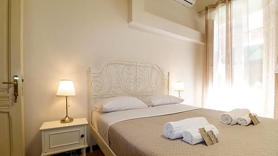 B&B Juighissa Leonora