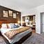 Beverly Hills 2 bed 2 bath Penthouse with Den and Parking 414