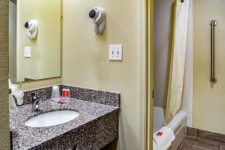 Econo Lodge Newport