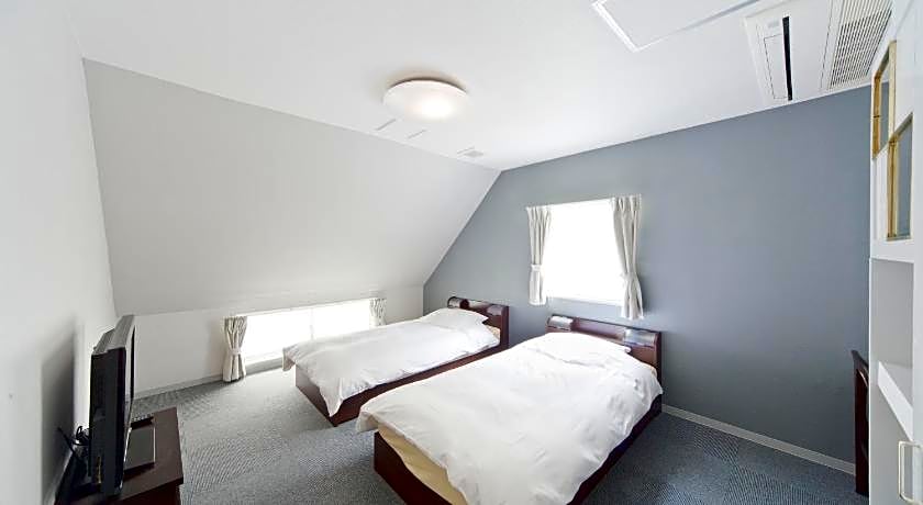 The Shin-Okubo International Hotel