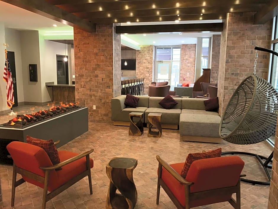 La Quinta by Wyndham New Orleans Downtown