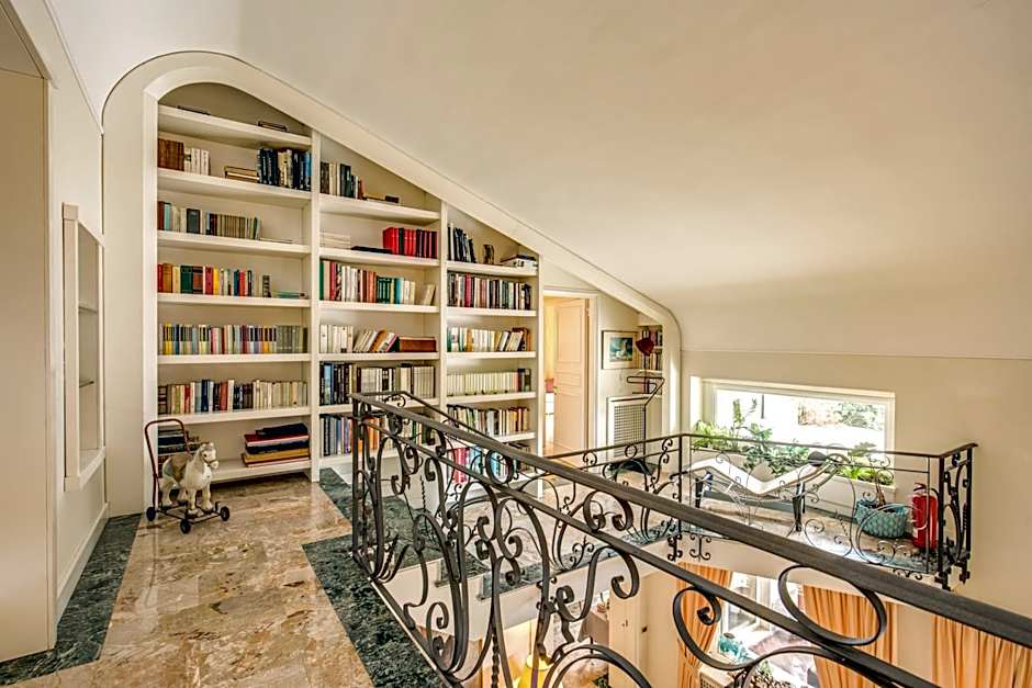 La Gaura Guest House