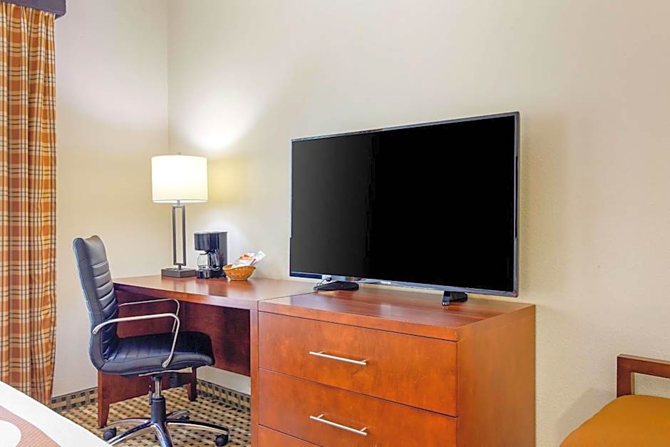 Quality Inn & Suites Decatur - Atlanta East