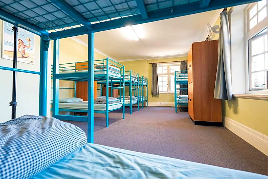 Newcastle Beach YHA Hostel