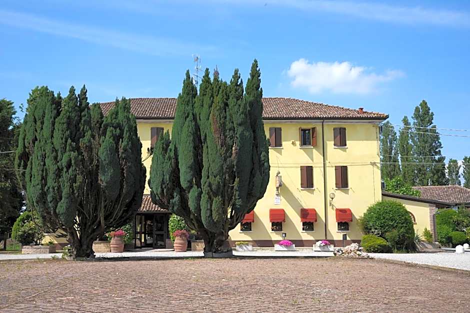 Hotel Antico Casale