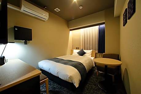 Standard Double Room - Non-Smoking