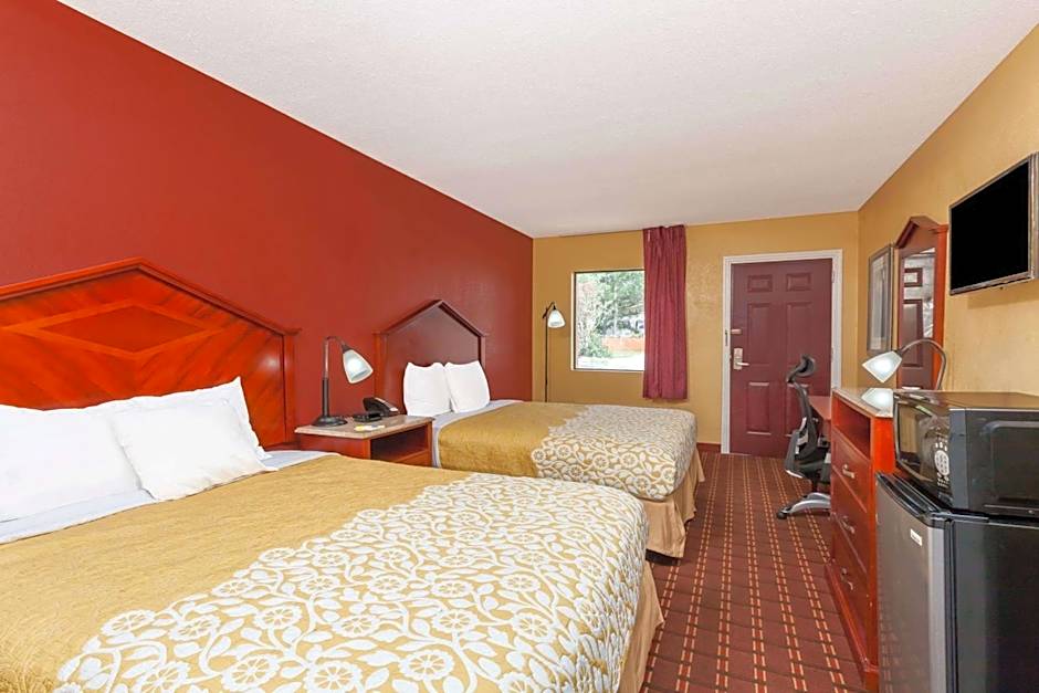 Days Inn by Wyndham Columbia