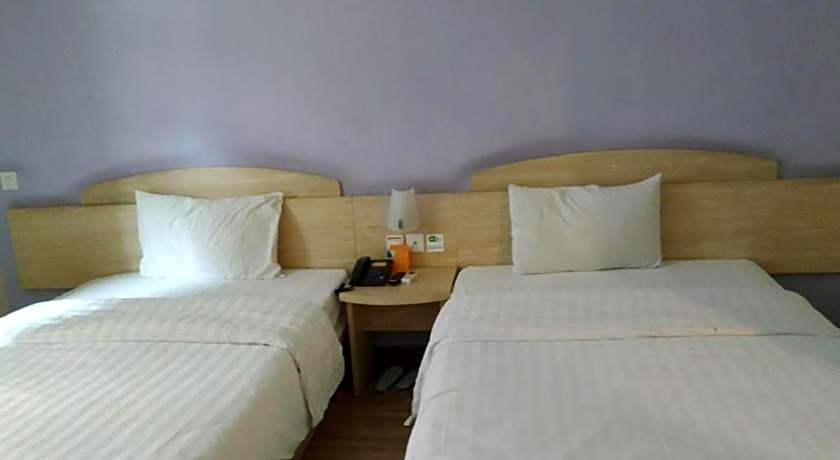 7 Days Inn Zhongshan University of Electronic Science and Technology the Mixc