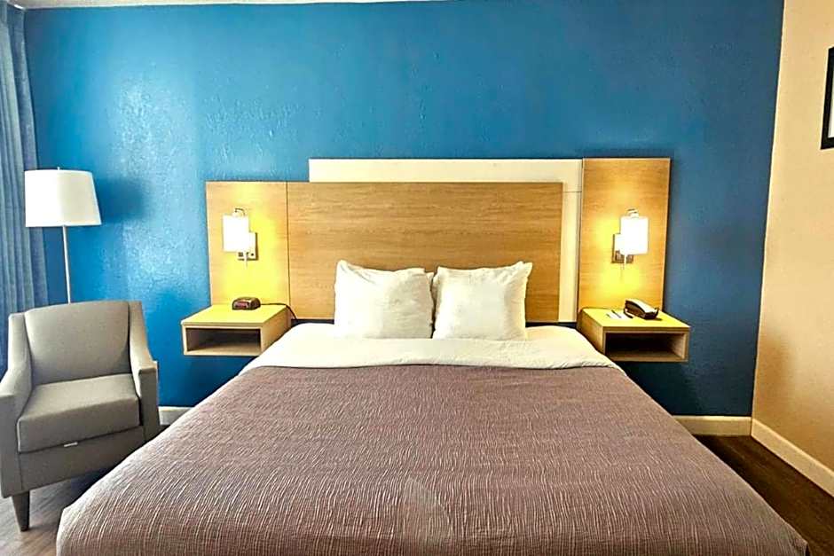 Quality Inn & Suites Conference Center