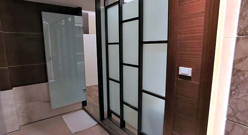 Michelle Hotel