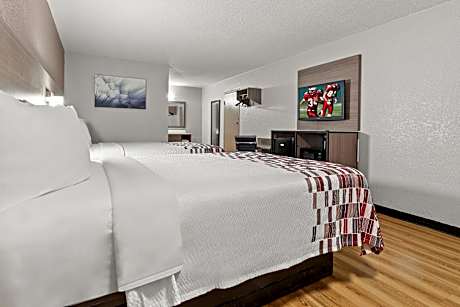 Deluxe 2 Queen Beds Non-Smoking