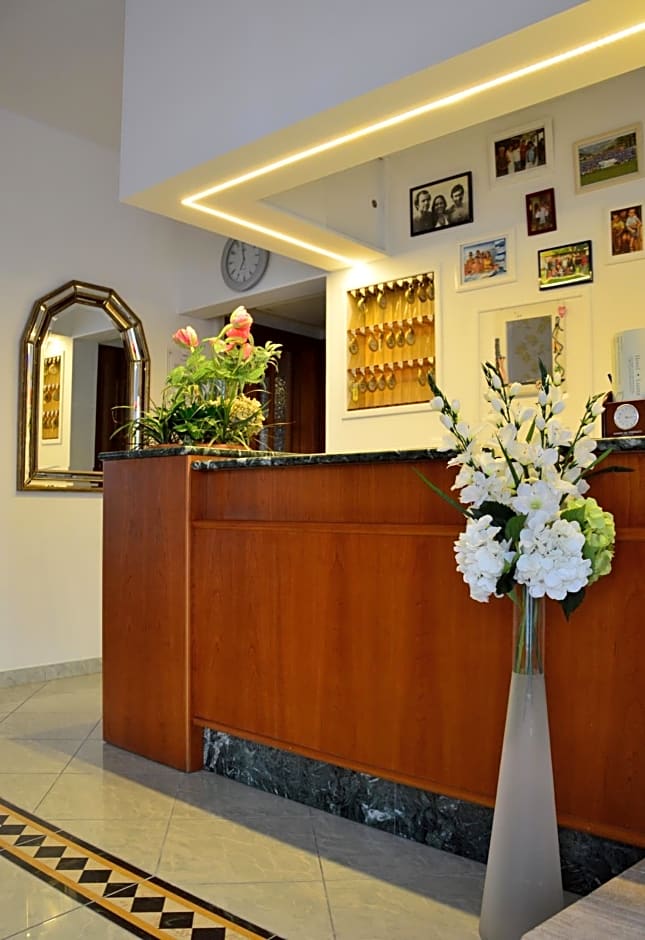 Hotel Luana
