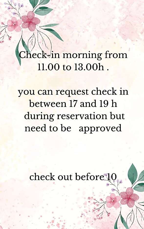 Bella Vita Guesthouse -parcheggio privato interno