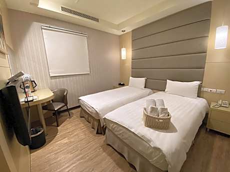 Economy Double or Twin Room - No Window