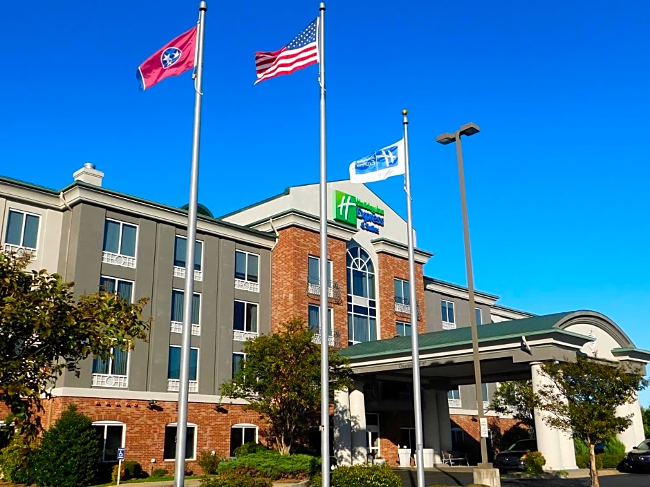 Holiday Inn Express Hotel & Suites Millington-Memphis Area