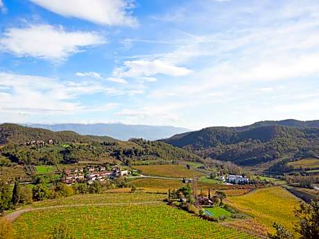 Tuscan Stay in Wine Country