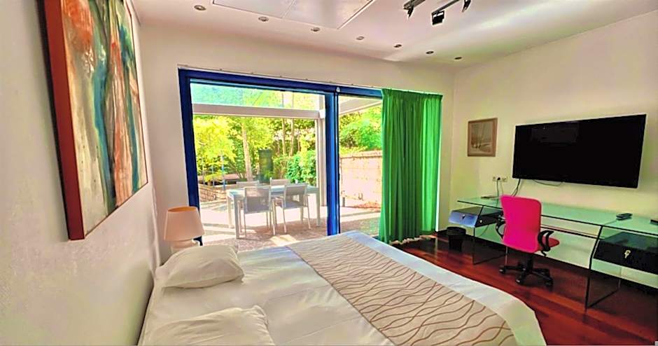 Domus Hotel
