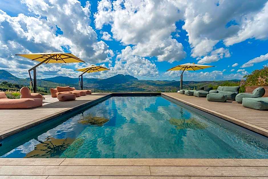 Palazzo Serre - Natura & Piscina