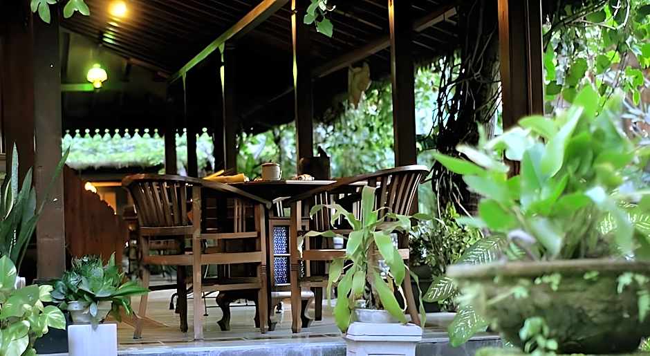 Dusun Jogja Village Inn