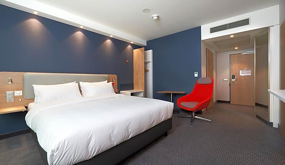 Holiday Inn Express And Suites Basel Allschwil By IHG