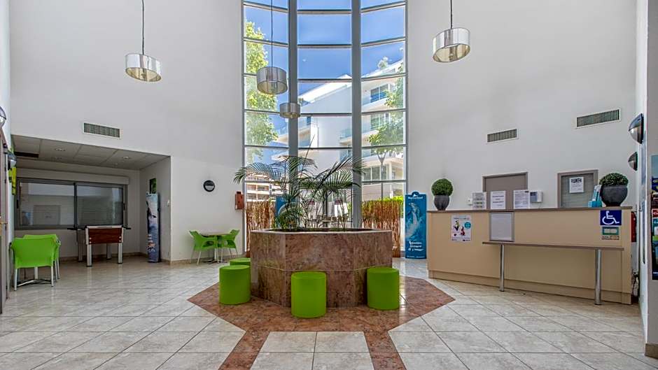 Vacanceole - Residence Le Crystal