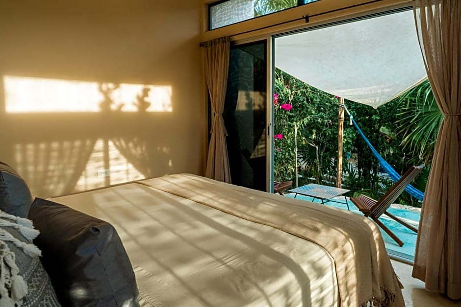 Casa Mia El Cuyo Eco Beach Boutique Hotel