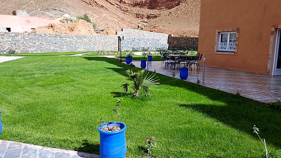 Hotel New Mars Dades