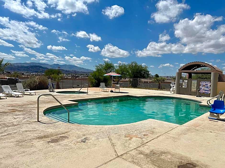 Studio 6 Suites Lake Havasu City AZ